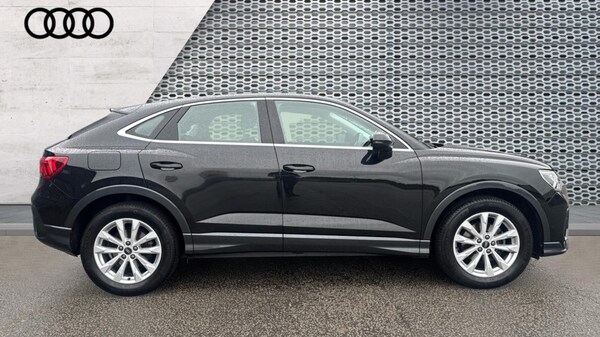 Used Audi Q3 2022 for sale - 76112394: Photo 4