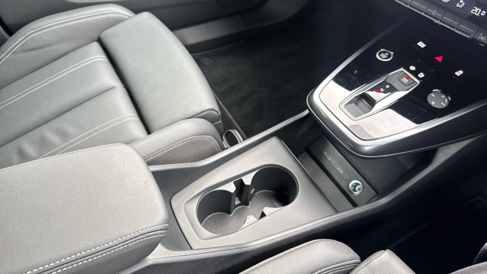 Used Audi Q4 e-tron 2025 for sale - 77092516: Photo 27