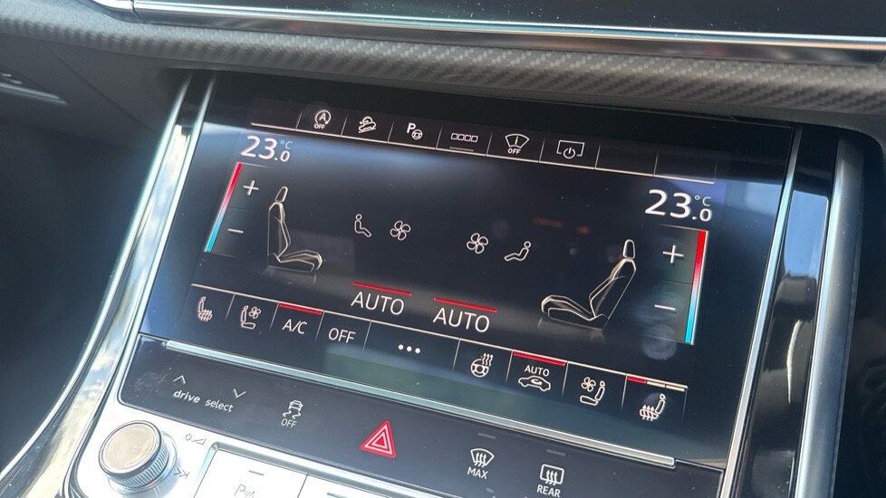 Used Audi RS Q8 2025 for sale - 77050913: Photo 16