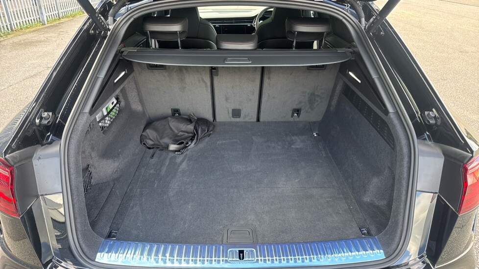 Used Audi RS Q8 2025 for sale - 77050913: Photo 18