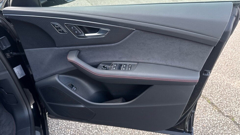 Used Audi RS Q8 2025 for sale - 77050913: Photo 28