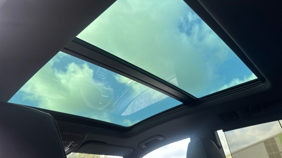 Used Audi RS Q8 2025 for sale - 77050913: Photo 46