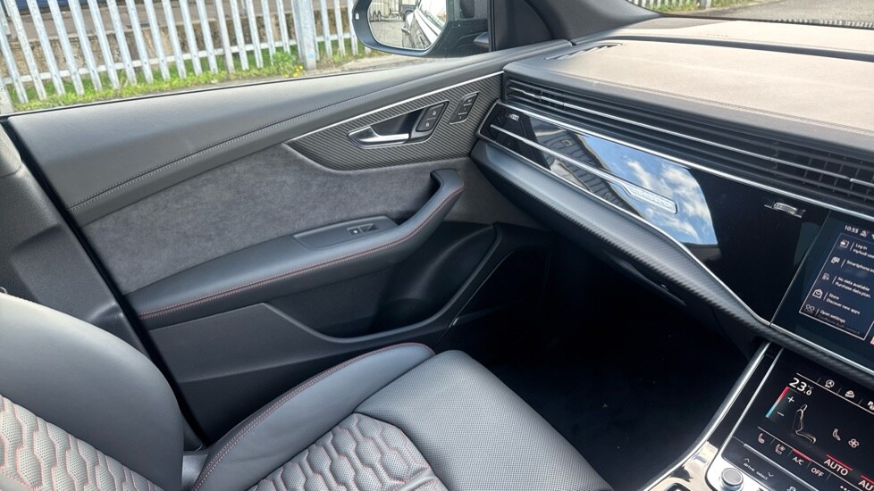 Used Audi RS Q8 2025 for sale - 77050913: Photo 52