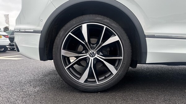 Used Volkswagen Tiguan 2021 for sale - 76272828: Photo 19