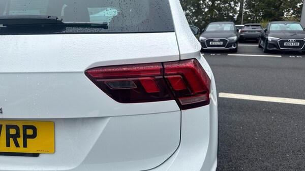Used Volkswagen Tiguan 2021 for sale - 76272828: Photo 23