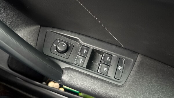 Used Volkswagen Tiguan 2021 for sale - 76272828: Photo 36