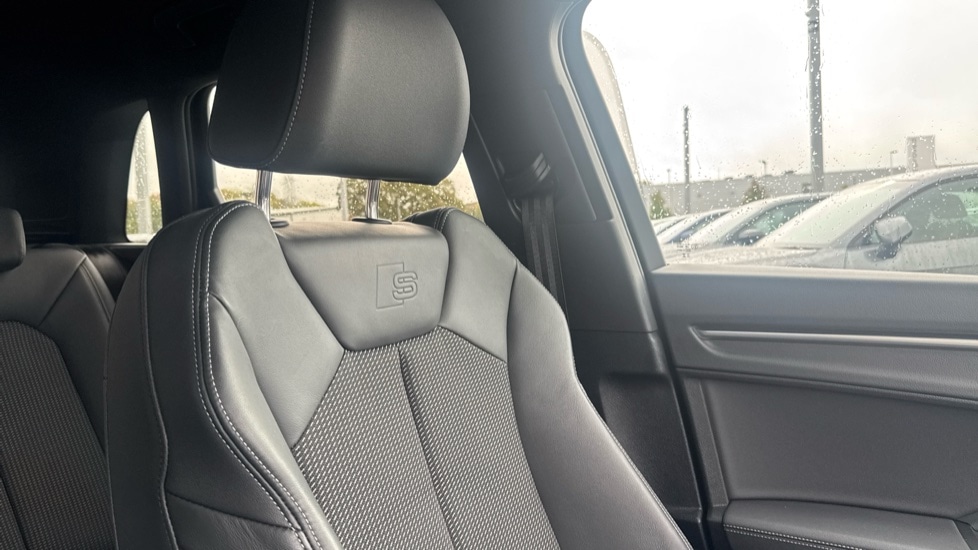 Used Audi Q3 2023 for sale - 76661018: Photo 49