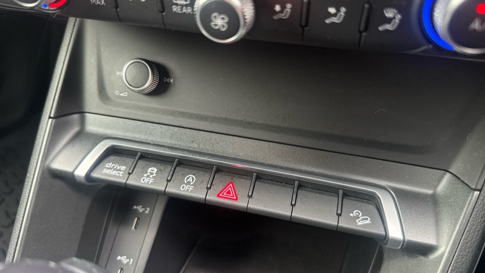 Used Audi Q3 2023 for sale - 76661018: Photo 51