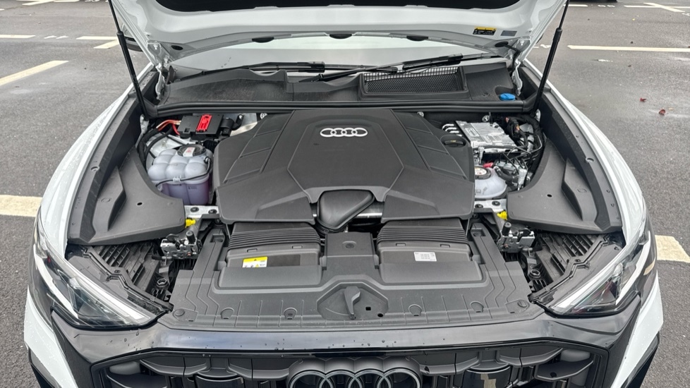 Used Audi Q8 2025 for sale - 76901532: Photo 20