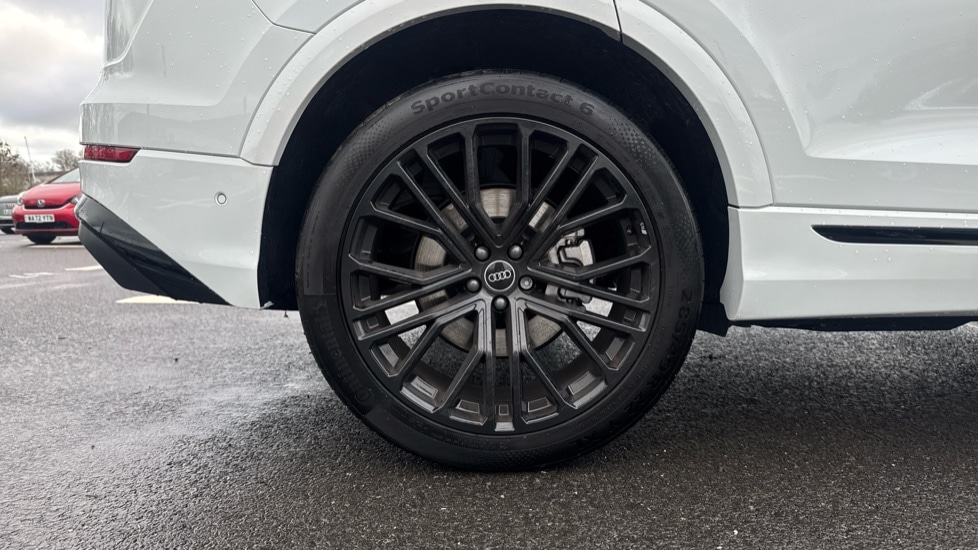 Used Audi Q8 2025 for sale - 76901532: Photo 21