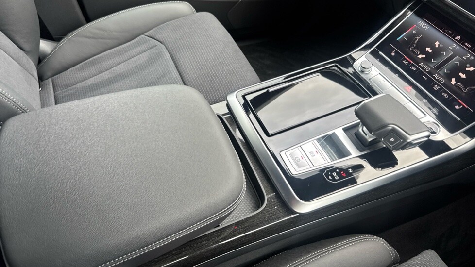 Used Audi Q8 2025 for sale - 76901532: Photo 27