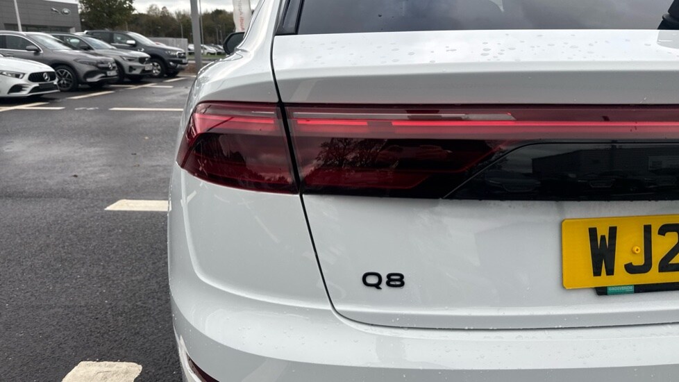Used Audi Q8 2025 for sale - 76901532: Photo 33