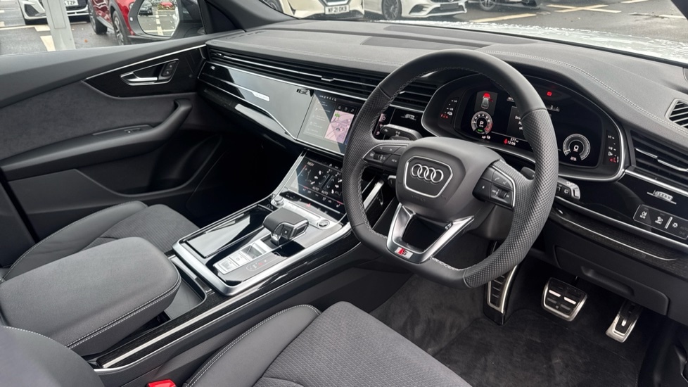Used Audi Q8 2025 for sale - 76901532: Photo 6
