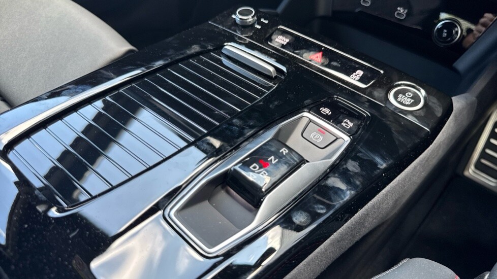 Used Audi Q6 e-tron 2025 for sale - 76168579: Photo 19