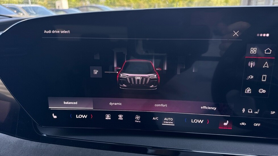 Used Audi Q6 e-tron 2025 for sale - 76168579: Photo 44