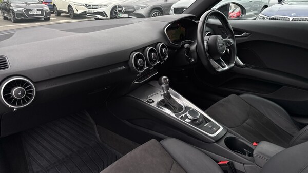 Used Audi TT 2021 for sale - 76273057: Photo 2