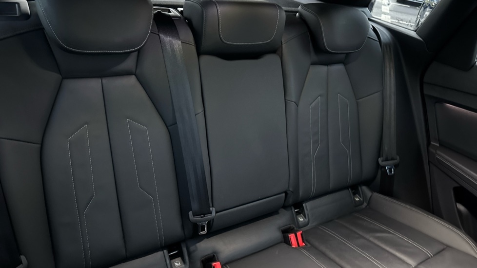 Used Audi Q4 e-tron 2023 for sale - 76872618: Photo 15