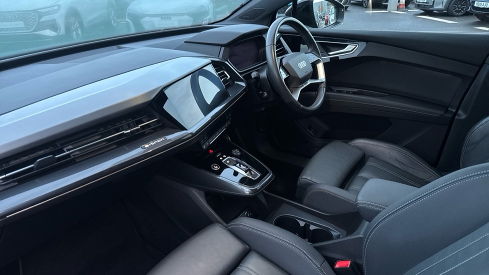 Used Audi Q4 e-tron 2023 for sale - 76872618: Photo 2