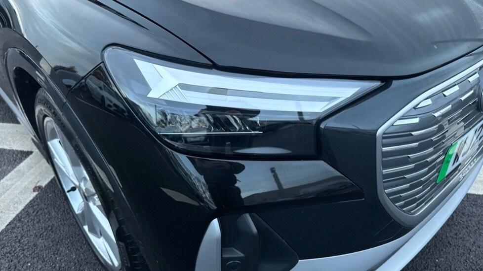 Used Audi Q4 e-tron 2023 for sale - 76872618: Photo 34