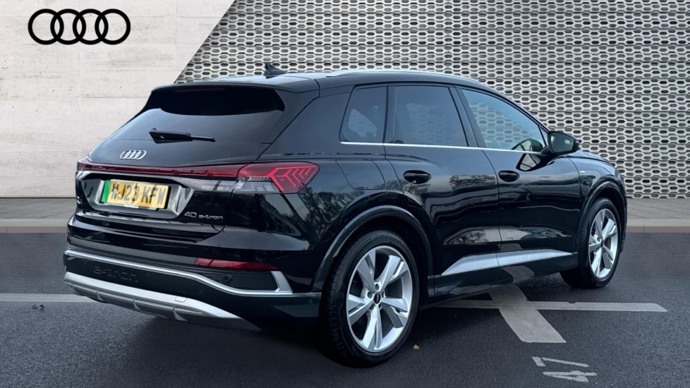 Used Audi Q4 e-tron 2023 for sale - 76872618: Photo 8