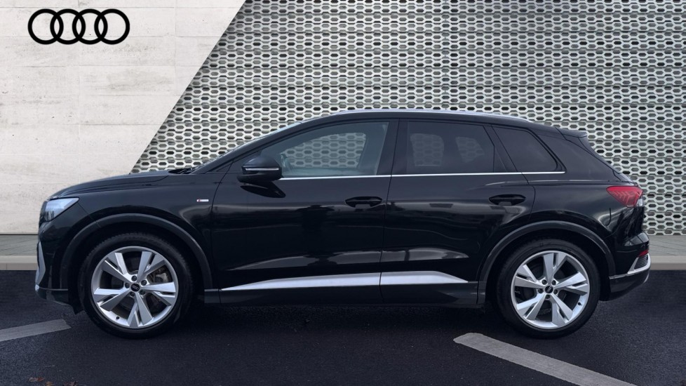 Used Audi Q4 e-tron 2023 for sale - 76872618: Photo 9