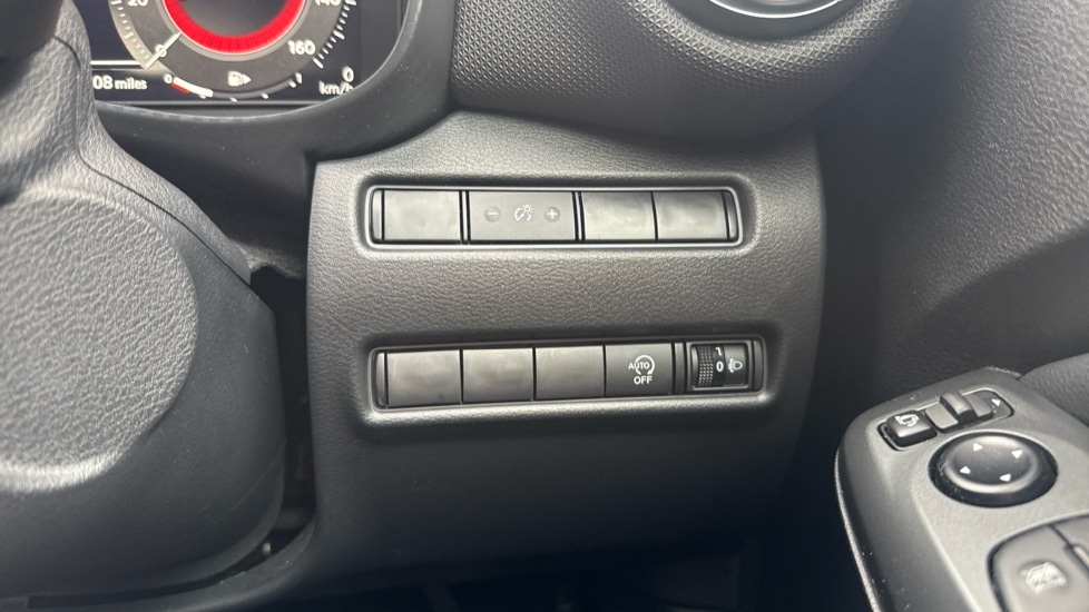 Used Nissan Juke 2025 for sale - 76870101: Photo 42