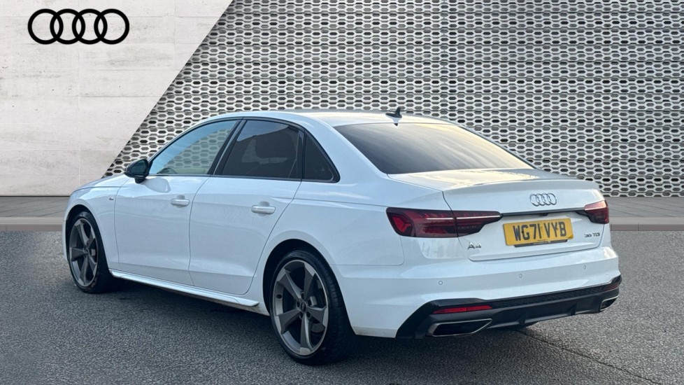 Used Audi A4 2021 for sale - 76872105: Photo 3