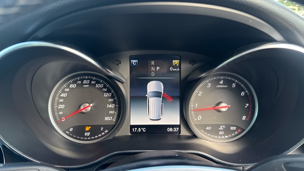 Used Mercedes-Benz GLC 2019 for sale - 76025311: Photo 13