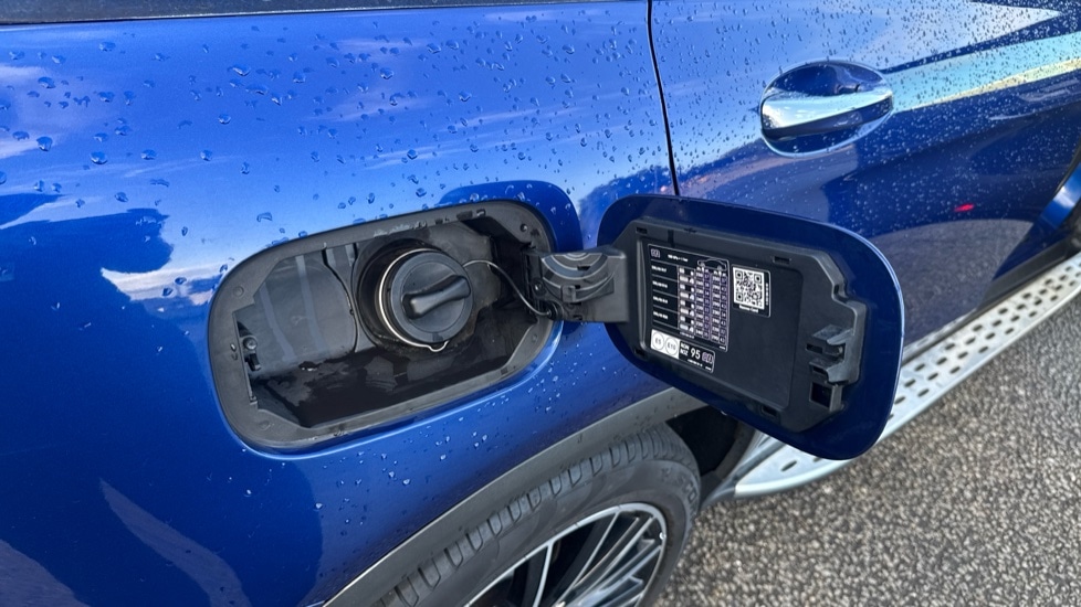 Used Mercedes-Benz GLC 2019 for sale - 76025311: Photo 21