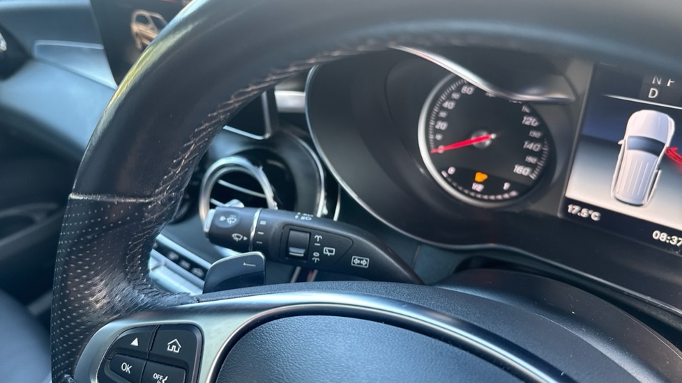Used Mercedes-Benz GLC 2019 for sale - 76025311: Photo 25