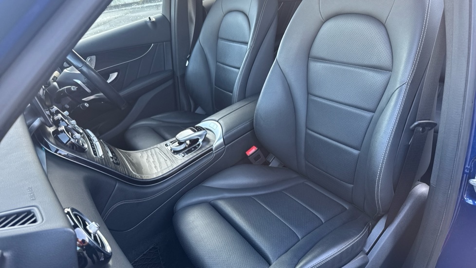 Used Mercedes-Benz GLC 2019 for sale - 76025311: Photo 36