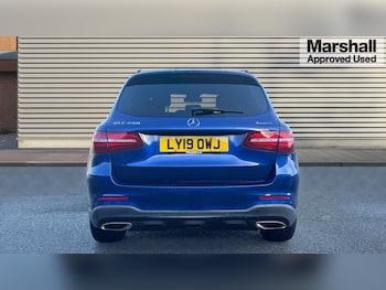 Used Mercedes-Benz GLC 2019 for sale - 76025311: Photo