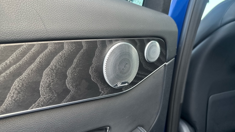 Used Mercedes-Benz GLC 2019 for sale - 76025311: Photo 54