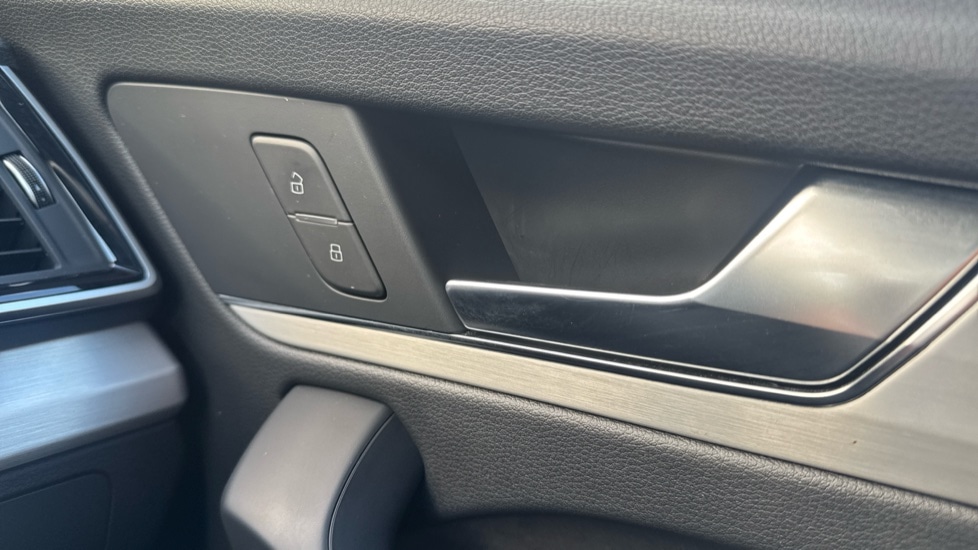 Used Audi Q5 2024 for sale - 76869864: Photo 38