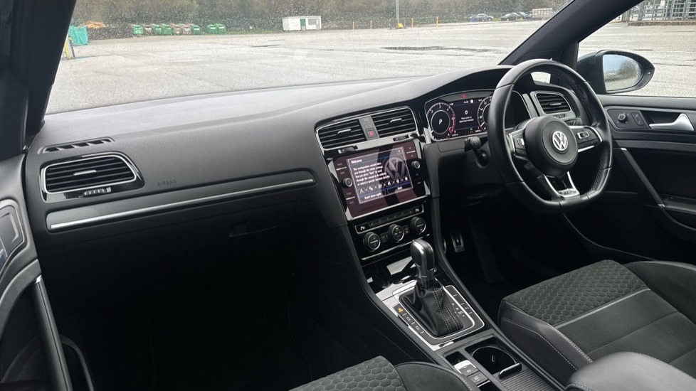 Used Volkswagen Golf 2019 for sale - 76954246: Photo 10