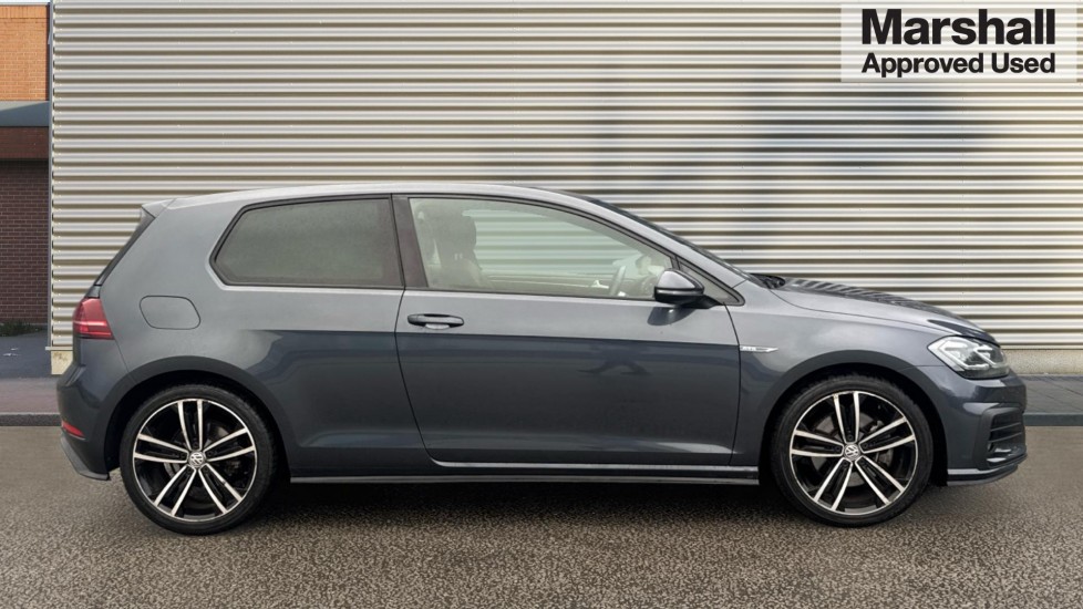 Used Volkswagen Golf 2019 for sale - 76954246: Photo 2