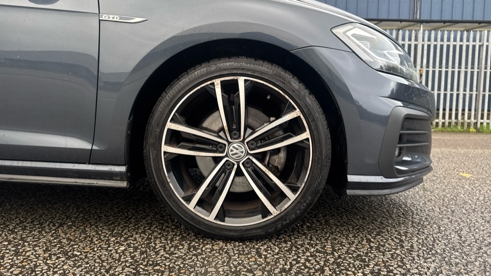 Used Volkswagen Golf 2019 for sale - 76954246: Photo 20