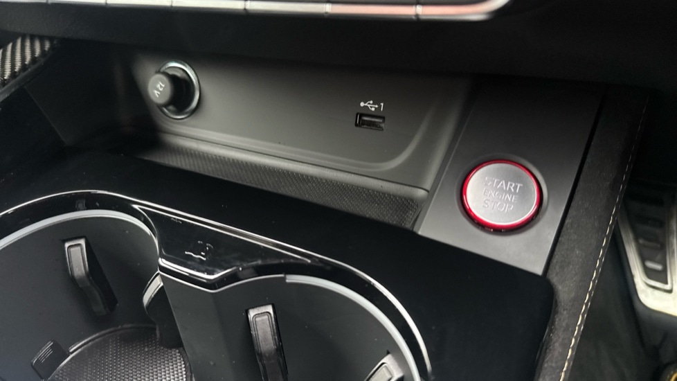 Used Audi RS4 2025 for sale - 76745318: Photo 40