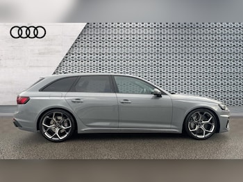 Used Audi RS4 2025 for sale - 76745318: Photo