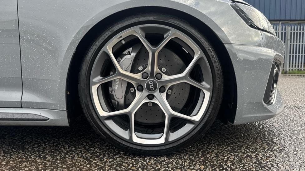 Used Audi RS4 2025 for sale - 76745318: Photo 5