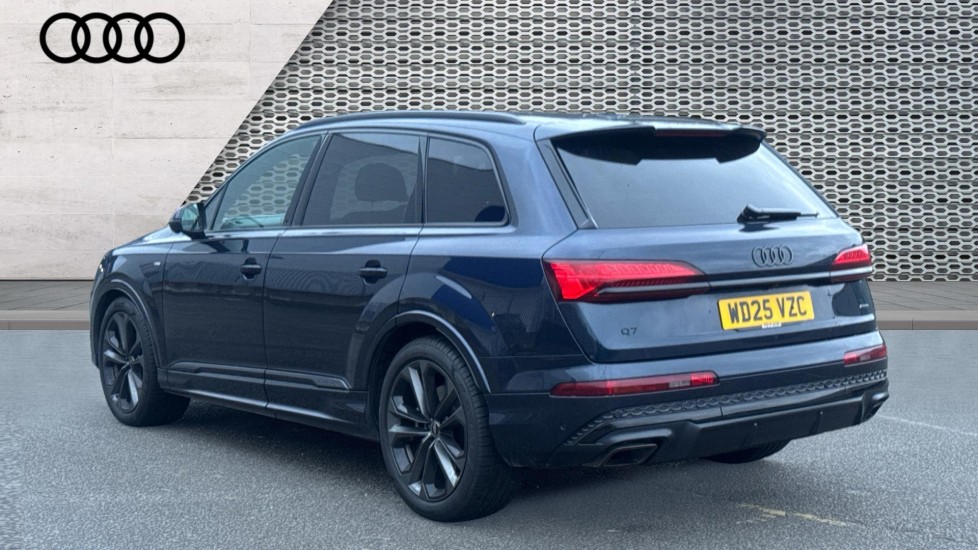 Used Audi Q7 2025 for sale - 76872084: Photo 3