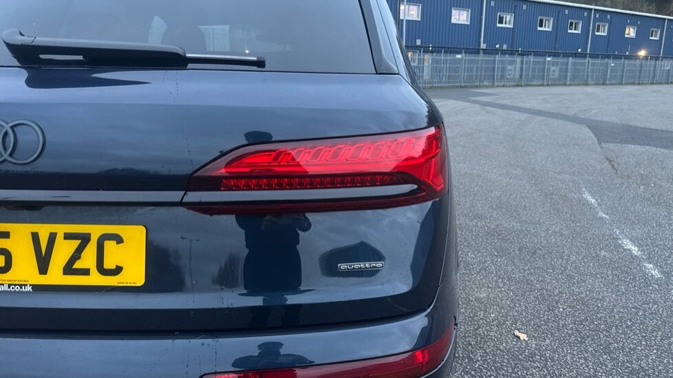 Used Audi Q7 2025 for sale - 76872084: Photo 33
