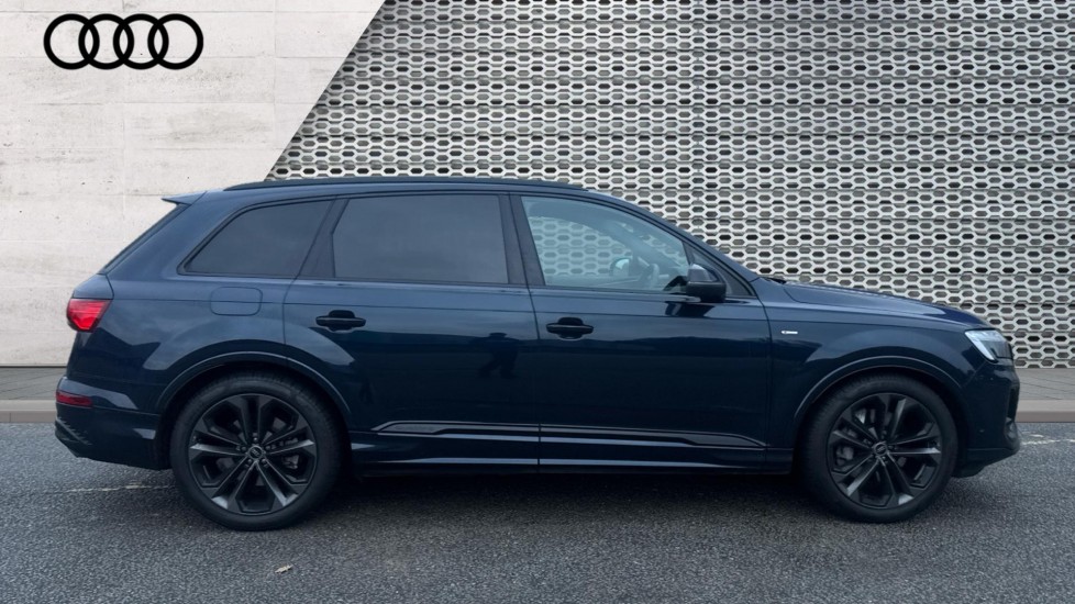 Used Audi Q7 2025 for sale - 76872084: Photo 4