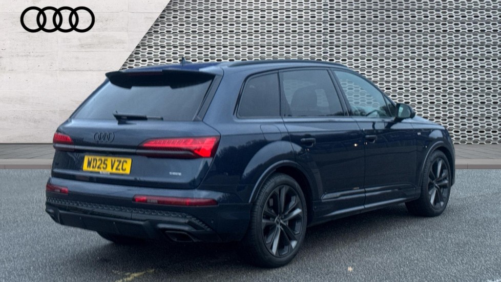 Used Audi Q7 2025 for sale - 76872084: Photo 8