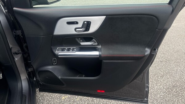 Used Mercedes-Benz EQA 2023 for sale - 75996903: Photo 23