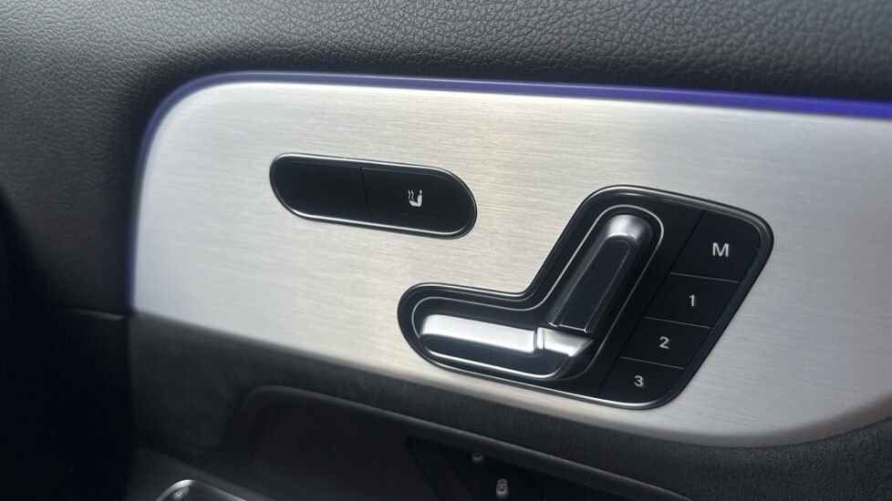 Used Mercedes-Benz EQA 2023 for sale - 75996903: Photo 30