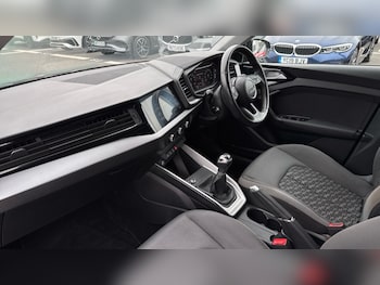 Used Audi A1 2019 for sale - 76172421: Photo 2
