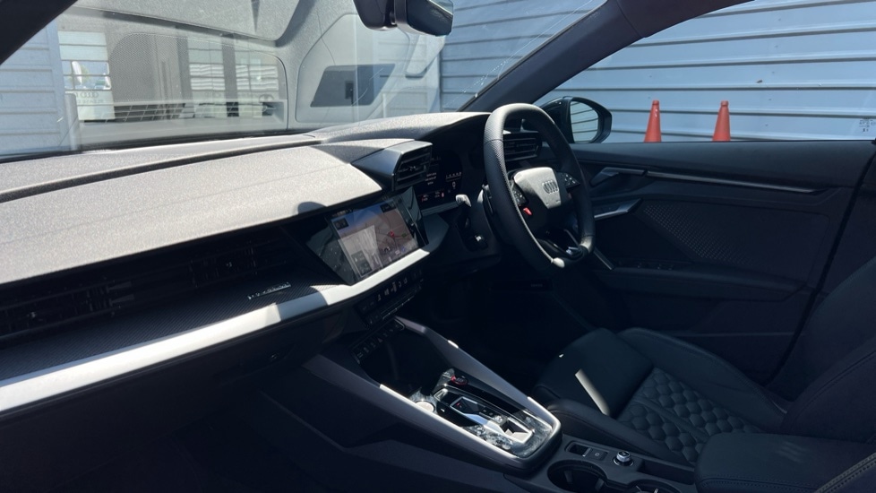 Used Audi RS3 2025 for sale - 76475090: Photo 2