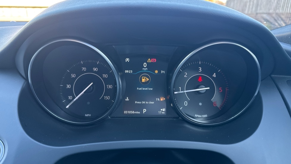 Used Jaguar E-Pace 2019 for sale - 76609766: Photo 13