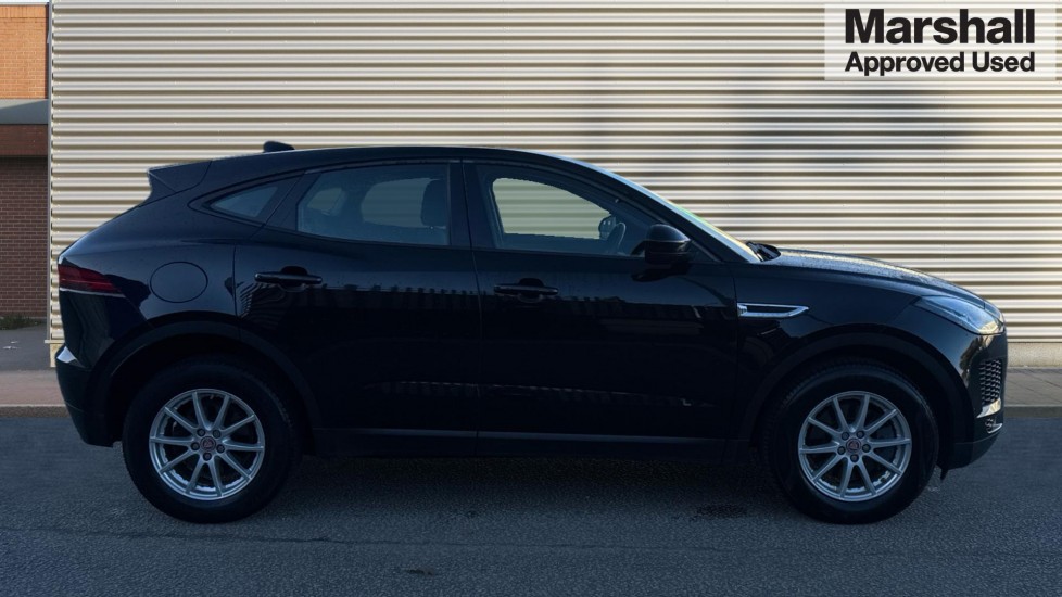 Used Jaguar E-Pace 2019 for sale - 76609766: Photo 2